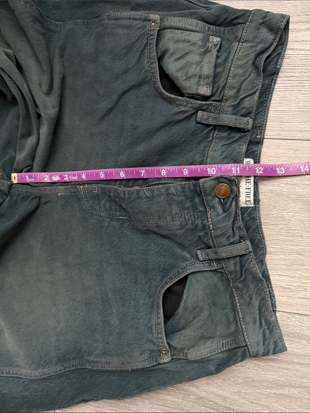 We The Free Good Luck Mid Rise Barrel Jeans Size 26 - Picture 7 of 8